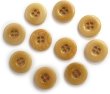 画像1: ナットボタン 四つ穴ボタン 【ベージュ】 スーツボタン ベーシック ウッド ボタン 10個入り 【18mm】 きらきらぷんぷん丸 B-823 (1)