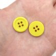 画像7: 四つ穴ボタン 【イエロー】 黄色 ツヤあり カラー ボタン シャツボタン 12個入り 【18mm】 きらきらぷんぷん丸 B-839 (7)